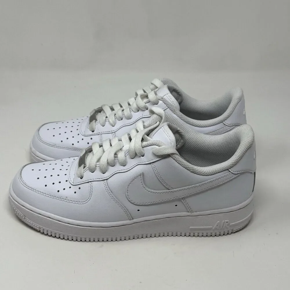 Nike Air Force 1 '07 Low Womens 9.5 Triple White Leather Athletic Shoes Sneakers - Picture 4 of 16